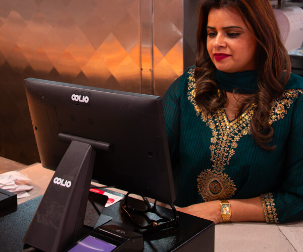 Oolio POS and payments on the counter at a restaurant